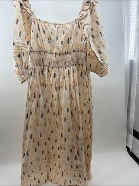 Women’s Beige Printed Smocked Waist Puff Sleeve Dress